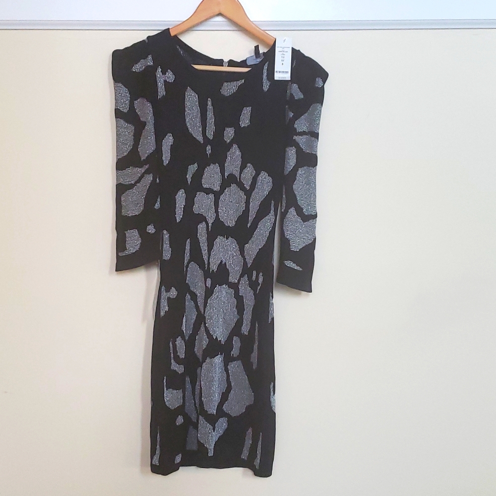 Bebe addiction size small animal sweater dress